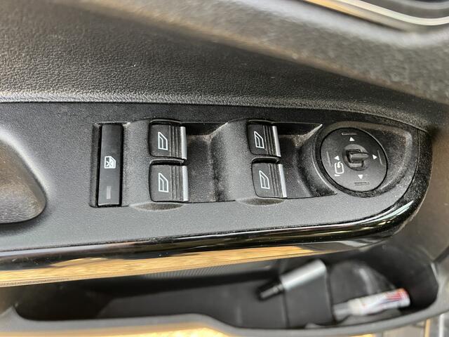 Ford B-MAX 1.0 EcoBoost Titanium | Achteruitrijcamera | Climate Control | Cruise control