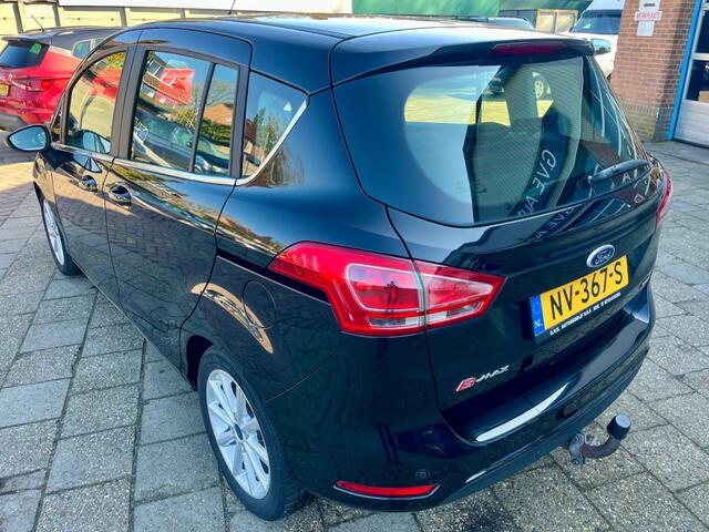 Ford B-MAX 1.0 ECOB. TITANIUM NAP SET WIELEN.