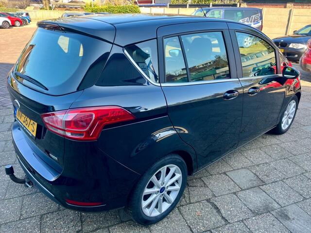 Ford B-MAX 1.0 ECOB. TITANIUM NAP SET WIELEN.
