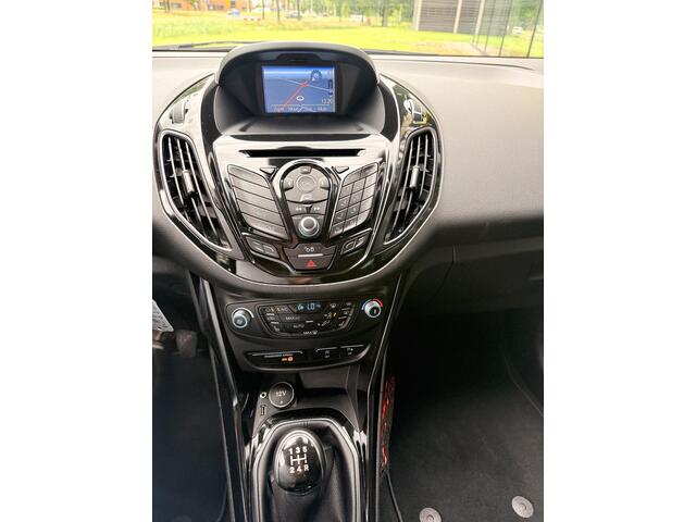 Ford B-MAX 1.0 EcoBoost Titanium