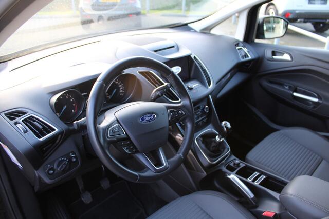 Ford C-MAX 1.0 Titanium 125pk - Airco - Cruise - Navigatie - Camera - Trekhaak - Rijklaar