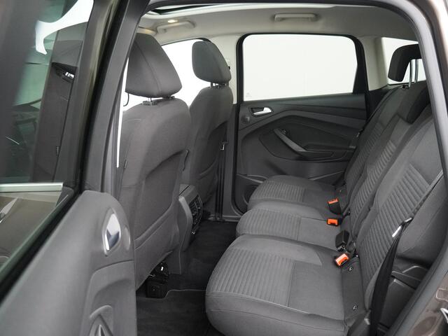 Ford C-MAX 1.5 150PK Titanium | Panorama | Xenon | Trekhaak | Hoge instap |