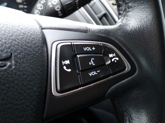 Ford C-MAX 1.0 Trend, Navigatie / Climate control / Cruise control / Parkeersensoren / 17' LMV
