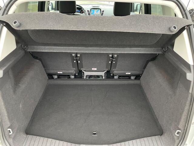 Ford C-MAX 1.0 Titanium / Camera / Navigatie / Parkeerhulp V+A / 17'' / Getint glas / Cruise Control