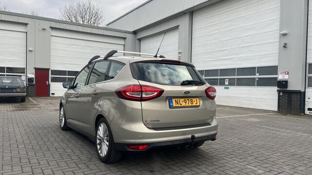 Ford C-MAX 1.0 Titanium