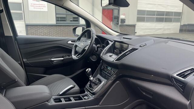 Ford C-MAX 1.0 Titanium