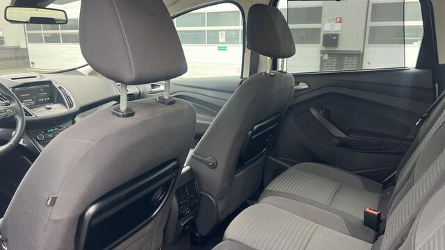 Ford C-MAX 1.0 Titanium