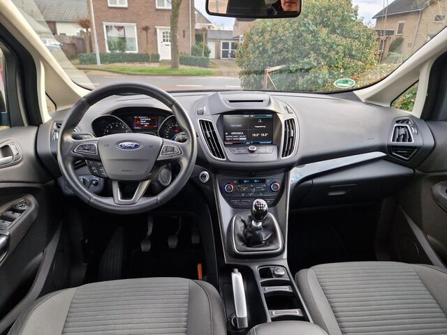 Ford C-MAX 1.0 Titanium