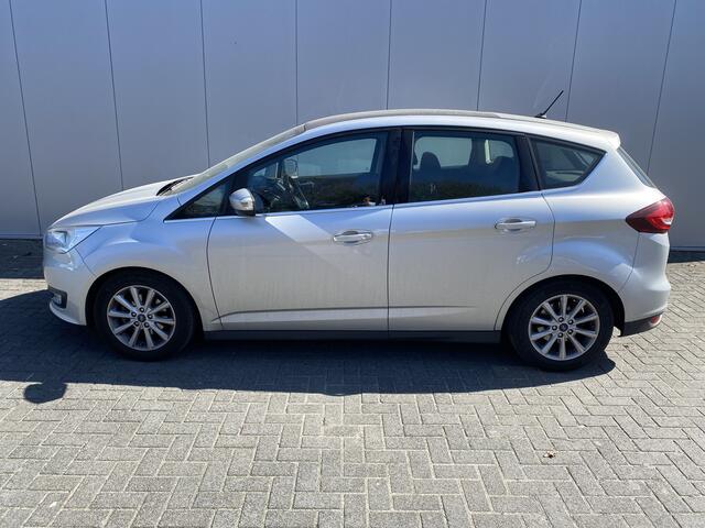 Ford C-MAX Titanium 125pk | Pano | Trekhaak | Keyless Entry/start |