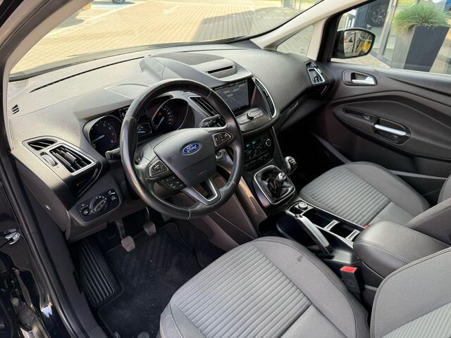 Ford C-MAX 1.0 Titanium *Navi & Cruise*