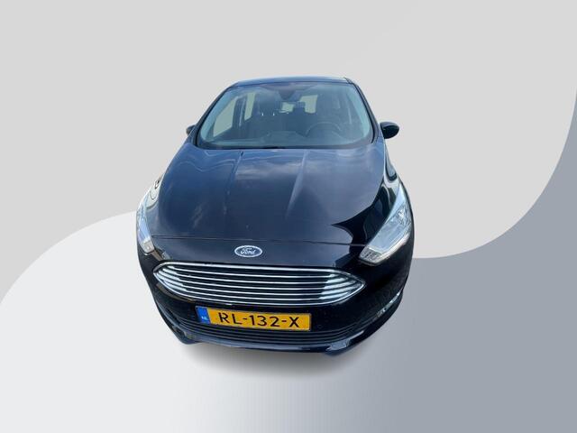 Ford C-MAX 1.0 Titanium | Trekhaak | Navigatie | Climate control