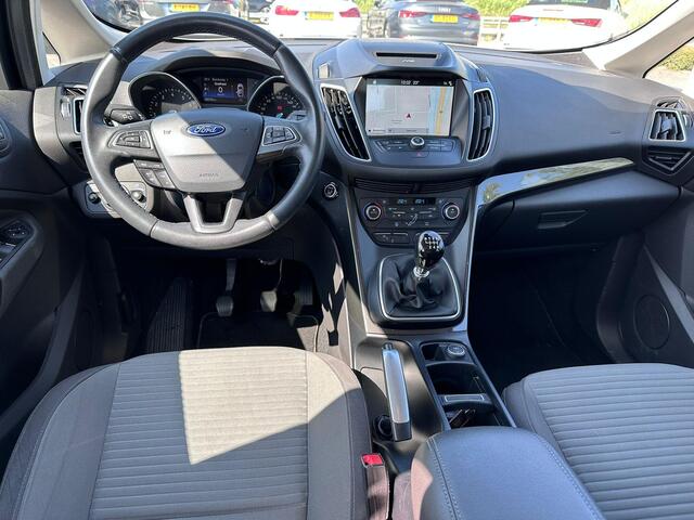 Ford C-MAX 1.0 125PK Titanium | Trekhaak | Camera | Navigatie | Verwarmde voorruit | Parkeerassistent