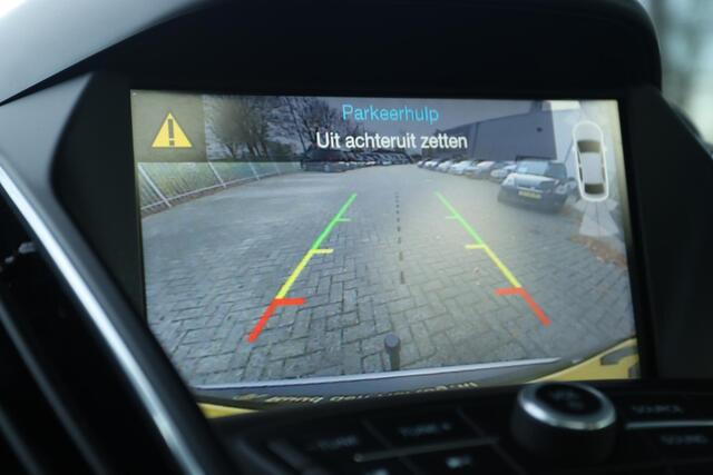 Ford C-MAX 1.5 TITANIUM | PANO | XENON | WINTERPACK | CAMERA | TREKHAAK | KEY-LESS | NAVI