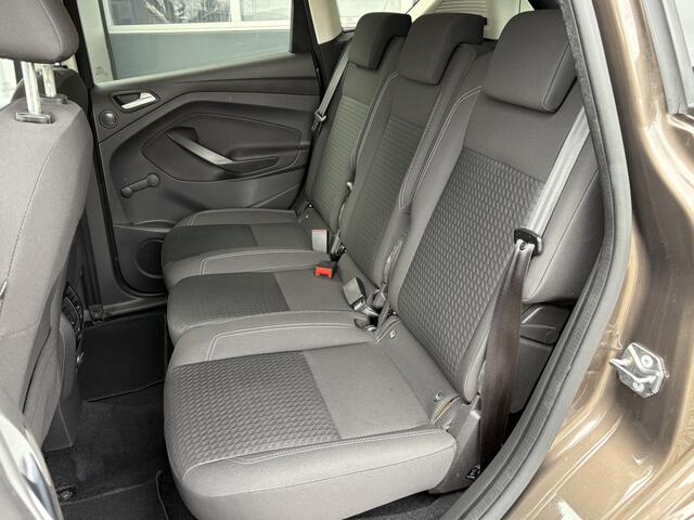 Ford C-MAX 1.0 Ambiente | Navi | PDC | Cruise & Climate Control | All Season | Interesse? Bel of App naar: 06 30 51 05 90