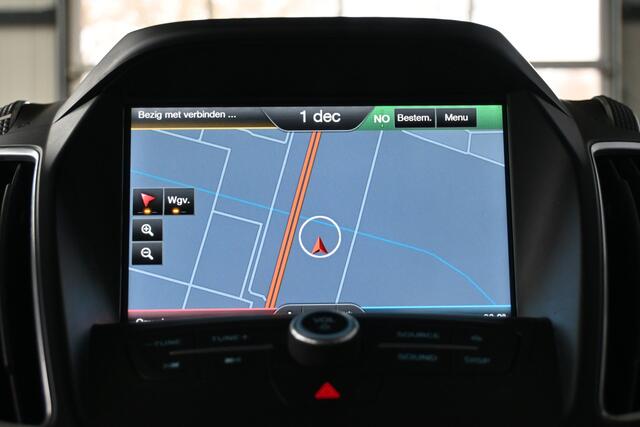 Ford C-MAX 1.5 Titanium Automaat Clima Navigatie LED Trekhaak Rijklaarprijs Inruil Mogelijk!