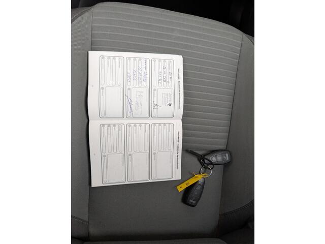 Ford C-MAX 1.5 Titanium / XENON / CAMERA / LUXE / DEALER AUTO