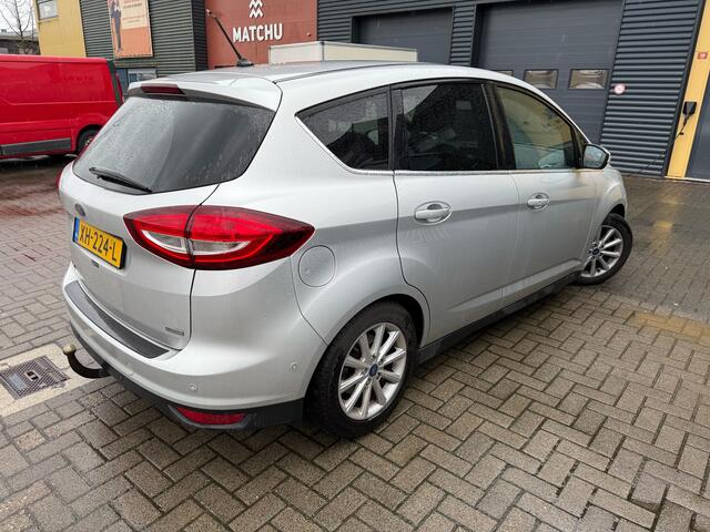Ford C-MAX 1.0 125 pk Titanium winterpack, trekhaak, navigatie