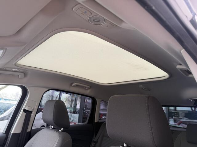 Ford C-MAX 1.0 Titanium