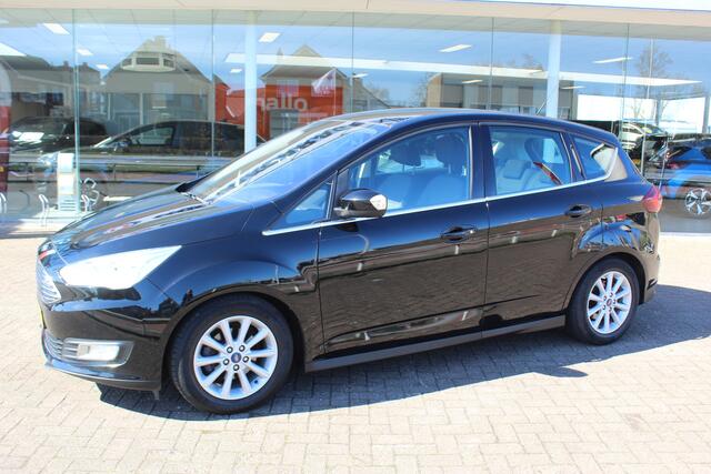 Ford C-MAX 1.0-125pk Titanium. Goed onderhouden hoogzitter ! Autm. airco dual, LM wielen, elektr. achterklep, cruise control, navigatie, telefoonvoorb., panoramadak, metallic lak, voorraamverwarming etc.