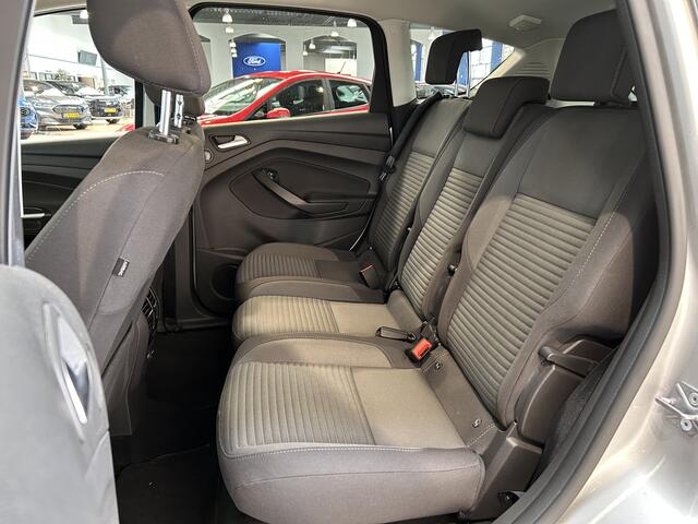 Ford C-MAX Ecoboost 125pk Titanium | Dealer onderhouden | Trekhaak | Winterpack | Sync 3 | Camera | Parkeersensoren rondom |