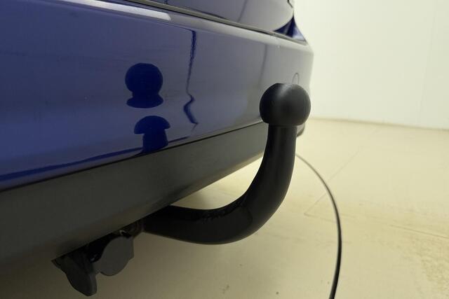 Ford C-MAX 1.0 Trend | NavigatieSysteem | Cruise control | Lichtmetalen velgen | Trekhaak | Airco |