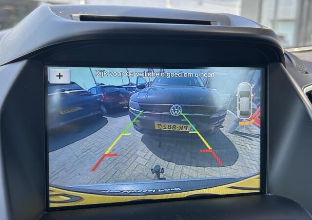 Ford C-MAX 1.5 Titanium 150PK | Trekhaak | 1500KG Trekgewicht | 2e Eigenaar | NL AUTO | Onderhoudshistorie | Achteruitrijcamera | Navigatie | Parkeersensoren | Cruise Control | Climate Control | Armsteun | Voorruitverwarming | Lichtmetalen Velgen | 2 Sleutels |
