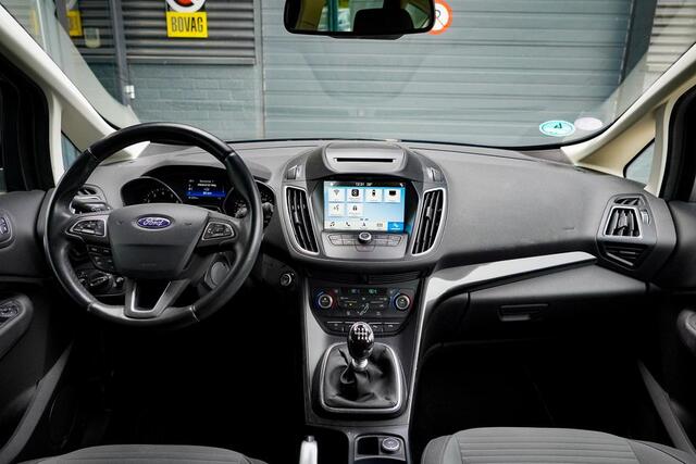Ford C-MAX 1.5 Titanium / Trekhaak / Carplay / NL Auto / Dealeronderhoud / 4 Cilinder