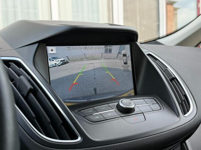 Ford C-MAX 1.0 Titanium I Carplay I Camera I Navi I Trekhaak I Stoelverwarming I Winterpakket I Cruise