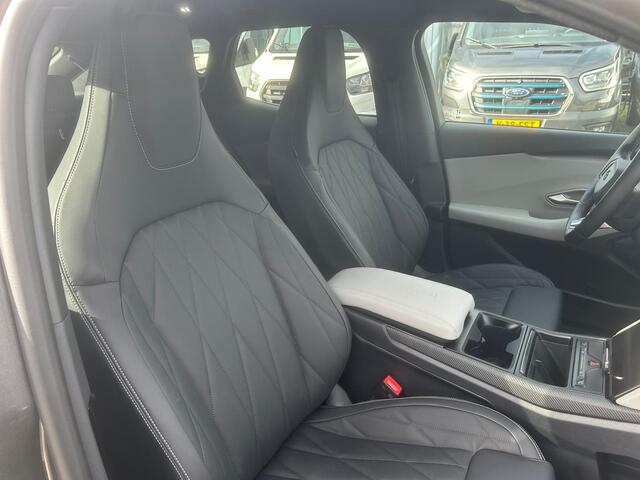 Ford CAPRI Premium Extended Range RWD 77 kWh | HUD| B&O Audio | 20" velgen | LED Matrix | Sensico Leder | | Handsfree Achterklep | Voorraad!