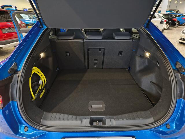 Ford CAPRI Ext Range RWD 77 kWh | 4 Seiz. banden | Adapt. Cruise | LED | Winter Pack | El. verst. stoel + geh. + mass.