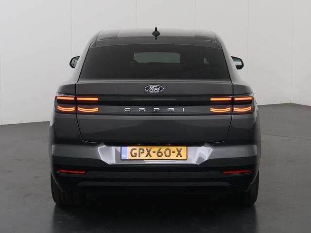Ford CAPRI Premium Extended Range RWD 77 kWh | Elektr. Trekhaak | AGR Stoelen | 360° Camera | Head Up | Cruise Control Adaptief |