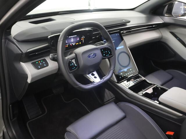 Ford CAPRI Premium Extended Range RWD 77 kWh | Elektr. Trekhaak | AGR Stoelen | 360° Camera | Head Up | Cruise Control Adaptief |