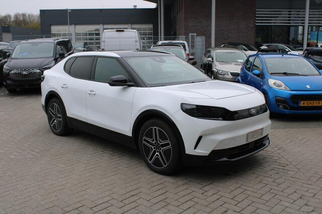 Ford CAPRI Premium Extended Range RWD 77 kWh | Panoramadak | 360 graden camera | Head up Display