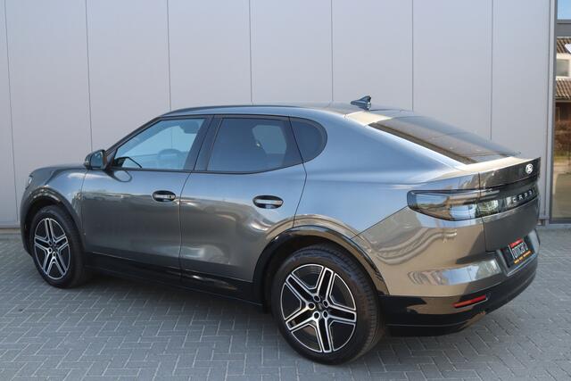 Ford CAPRI Premium Extended Range AWD 79 kWh Pano-dak/Adaptive-cruise/360camera/Stoelverwaming