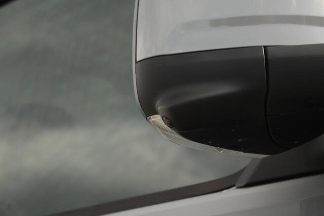 Ford Custom Tourneo 2.5 PHEV 233pk L2H1 Titanium X | 8-Persoons | 360° Camera | B&O | 3-Zone Climate | Trekhaak Opklapbaar | Lease 1.022,- p/m