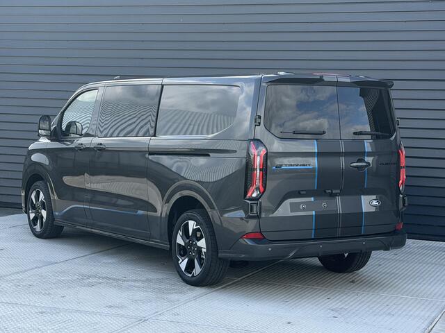 Ford E-Custom Sport Dubbel Cabine 218 PK 71 kWh | 360 Camera | 230v Stopcontacten | Elek. Verst. Stoelen | Trekhaak!