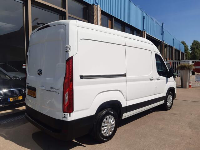 Ford E-Transit / Maxus e-Deliver 9 L2H2 72 kWh Airco Verwarmde stoelen Achteruitrijcamera