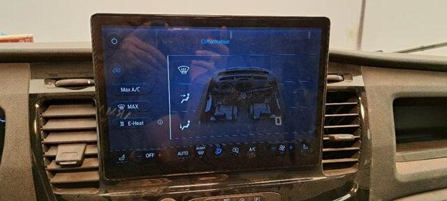 Ford E-Transit 350 L3H2 Trend 68 kWh 184pk | Zuid | Post NL Subco uitvoering | Power onboard | SYNC 4 Navigatie