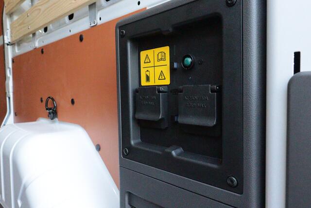 Ford E-Transit 425 L2H2 Trend 68 kWh | NAVI | CAMERA + PDC | CRUISE | VRUIT/STOELVERW | LANE-ASSIST/WARNING |