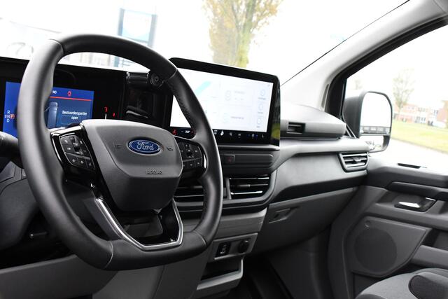 Ford E-Transit Cust. 340 L2H1 Limited 65 kWh PB Edition DEMO, Virtual, Adaptieve Cruise, Camera, Carplay, Stoelverwarming, LED, 218pk, NAVI, Uniek!