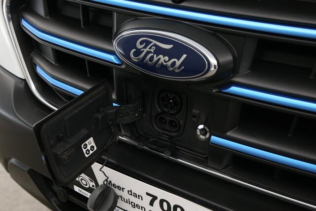 Ford E-Transit L3H2 Trend 89 kWh | 4,25 T + B-Rijbewijs | SOH 96% | Snelladen | Airco | Camera | Cruise | 3-Zits | Carplay | Stoelverw. | Parkeersens.