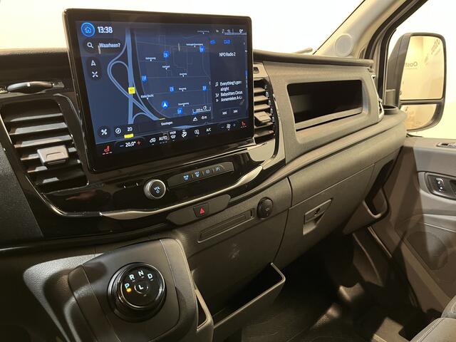 Ford E-Transit 350 L2H2 Trend 68 kWh 184 PK / 100% Elektrisch !! / Airco / Cruise Control / CarPlay / Camera / Navigatie / 3-Zits / 10.350 KM !!