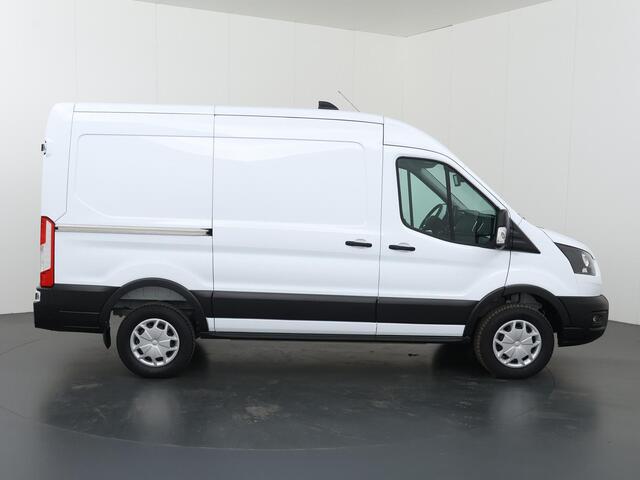 Ford E-Transit 350 | L2 H2 | Trend | 68 kWh | Navigatie | Parkeercamera | 2-zits | Climate Control | Stoelverwarming | DAB+ | Apple Carplay
