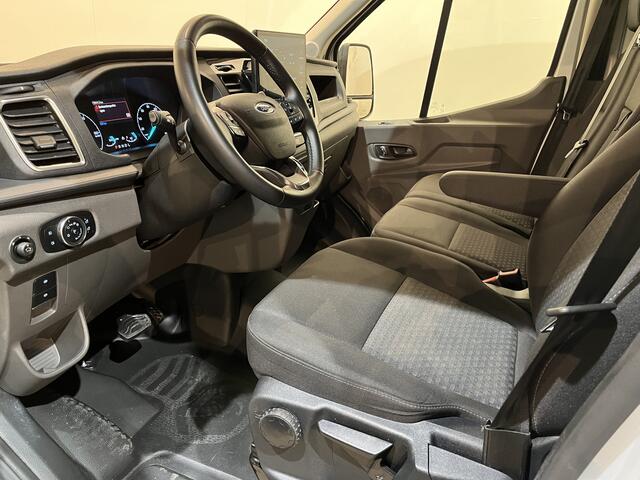 Ford E-Transit 390 (3500 kg) L2H2 Trend 68 kWh / 100% Elektrisch !! / Airco / Cruise Control / CarPlay / Camera / Navigatie / 3-Zits / 13.850 KM !!