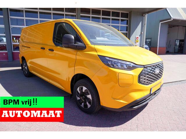 Ford E-Transit Cust. 320 L2H1 136PK Trend 65 kWh Automaat Airco | Cruise | Camera | Apple CP| Trekhaak 8 STUKS