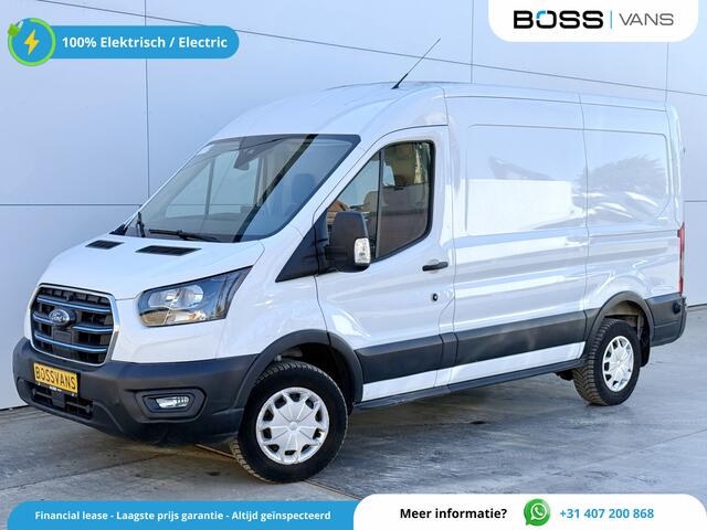 Ford E-Transit 68kWh 184PK L2H2 317km WLTP 96,1% (SOH) BEV Snelladen Camera Cruise control Climate control Carplay Navigatie Parkeersensoren