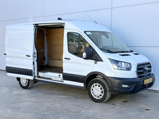 Ford E-Transit 68kWh 184PK L2H2 317km WLTP 96,1% (SOH) BEV Snelladen Camera Cruise control Climate control Carplay Navigatie Parkeersensoren