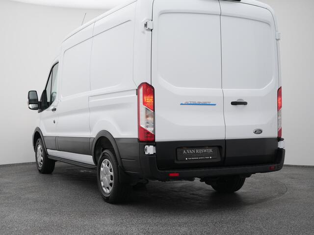 Ford E-Transit 350 L2H2 Trend 68 kWh | CAMERA | CARPLAY | STOELVERW.