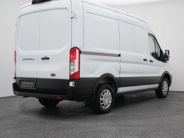 Ford E-Transit 350 L2H2 Trend 68 kWh | CAMERA | CARPLAY | STOELVERW.