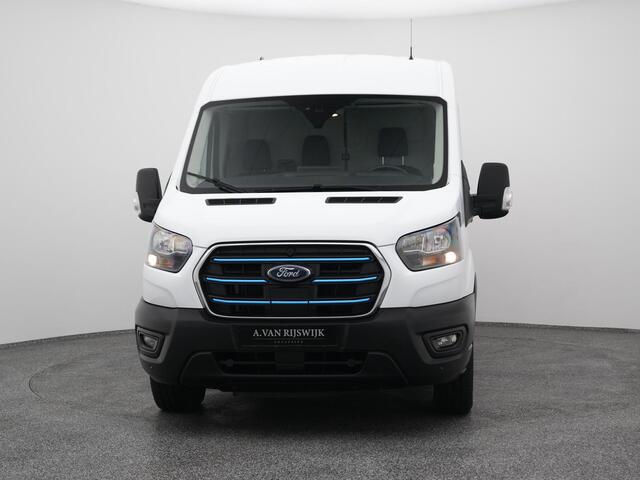 Ford E-Transit 350 L2H2 Trend 68 kWh | CAMERA | CARPLAY | STOELVERWARMING